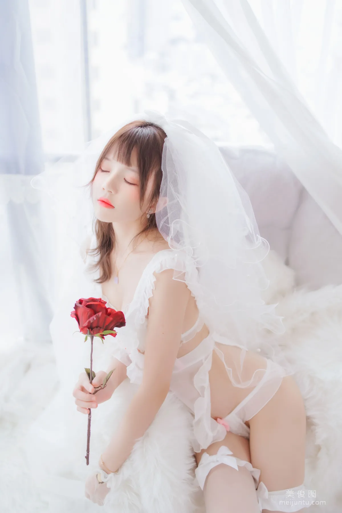 Ying Taomiao: Web Idols photo 13