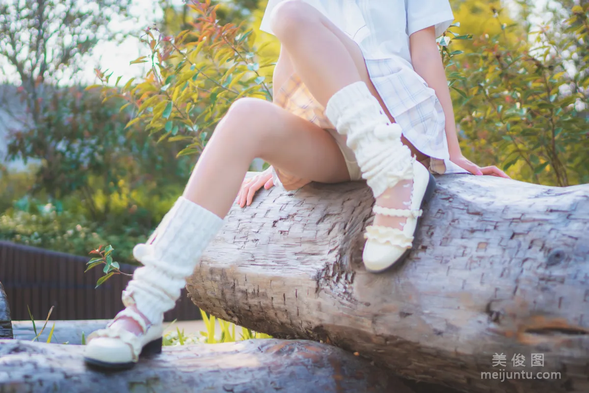 [Web Idols] Xigua, White Cloud Forest, Photo Set photo 27
