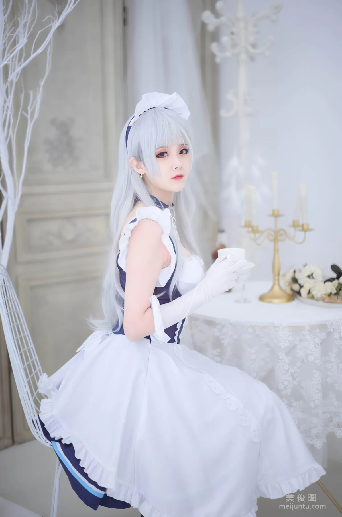 Akisoso秋楚楚 《贝尔法斯特女仆》 写真集5