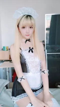 星之遲遲 《女仆》 寫真集
