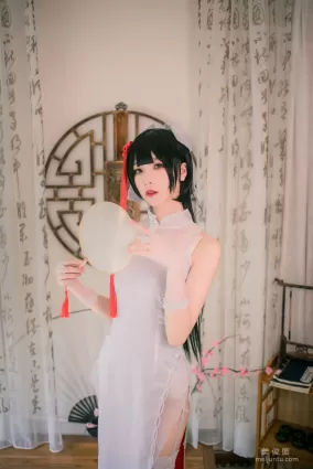 [網紅美女Coser] 拼音拼嘤嘤 《高雄旗袍》 寫真集