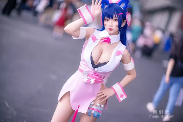 美少女鬼畜瑤 《阿狸》 寫真集