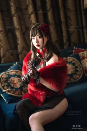 [美女Coser] 皮皮奶可可愛了啦 《玫瑰》 寫真集
