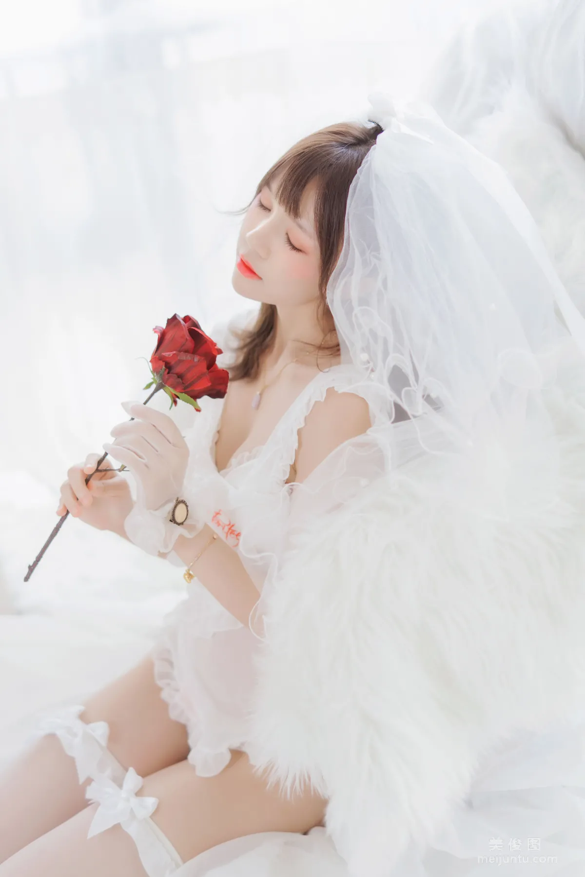 Ying Taomiao: Web Idols photo 7