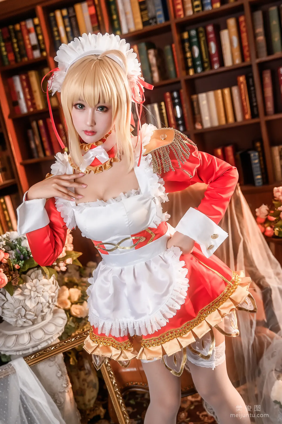 美女Coser羽生三未 《尼禄》 写真集4