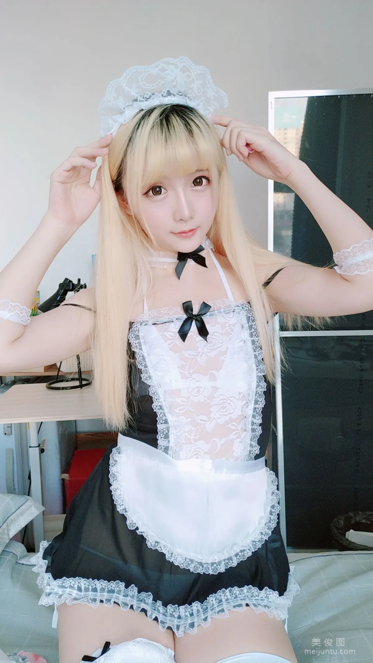 Xingzhi Chichi, Maid Photo Set photo 49