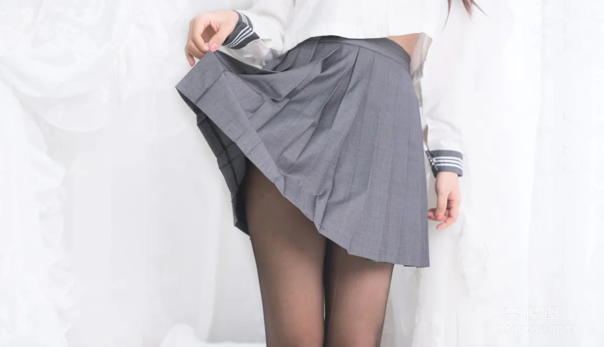 [美女Coser] -白烨- 《絕對足域》 寫真集 36