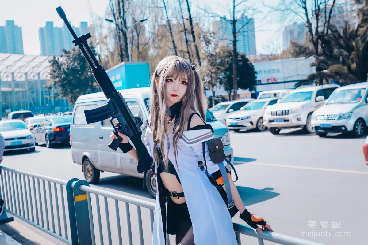 五更百鬼 《少女前线》 写真集4