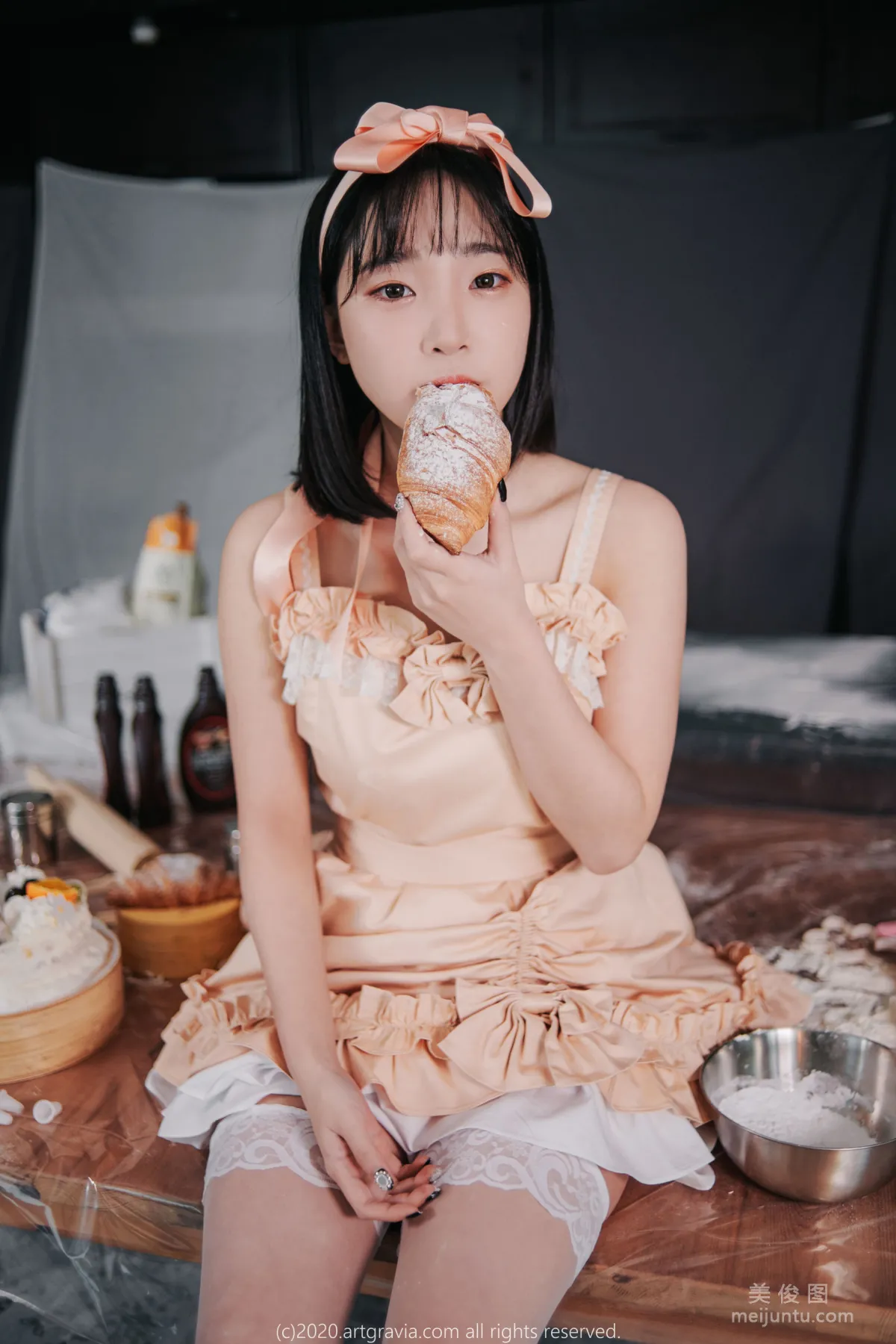 Jiang Renqing, Top-Notch Chef Lady + Catwoman Temptation [ARTGRAVIA] VOL.142 Photo Set photo 23