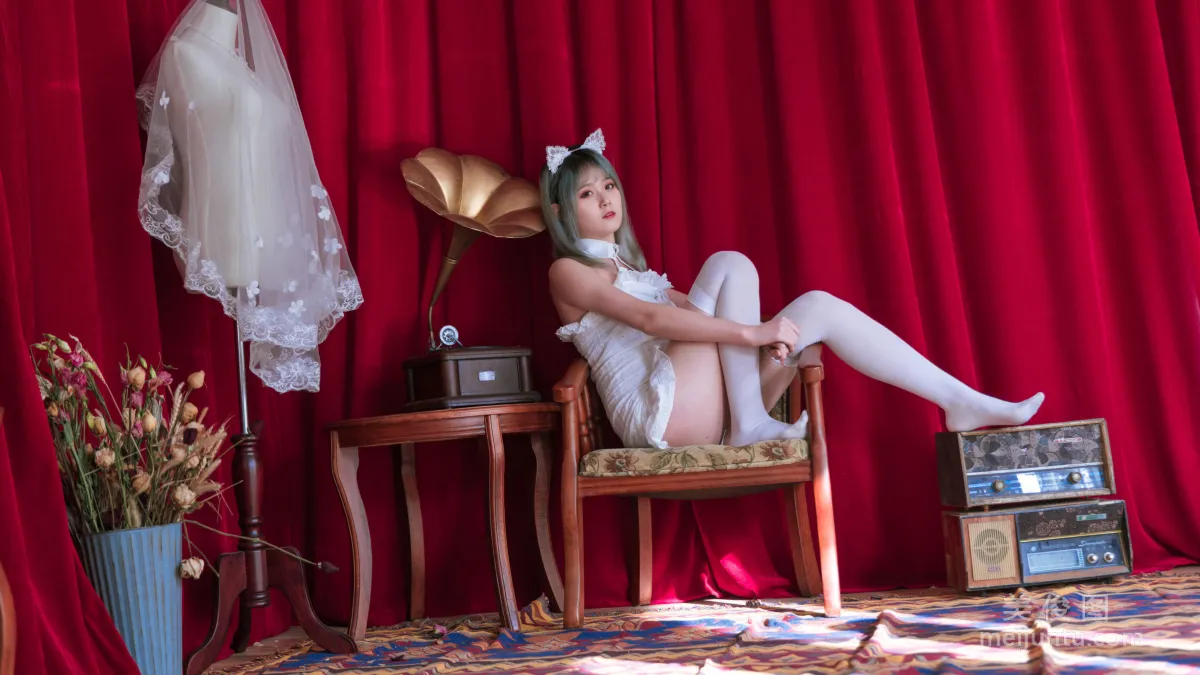 Qiu Chuchu: Web Idols photo 24