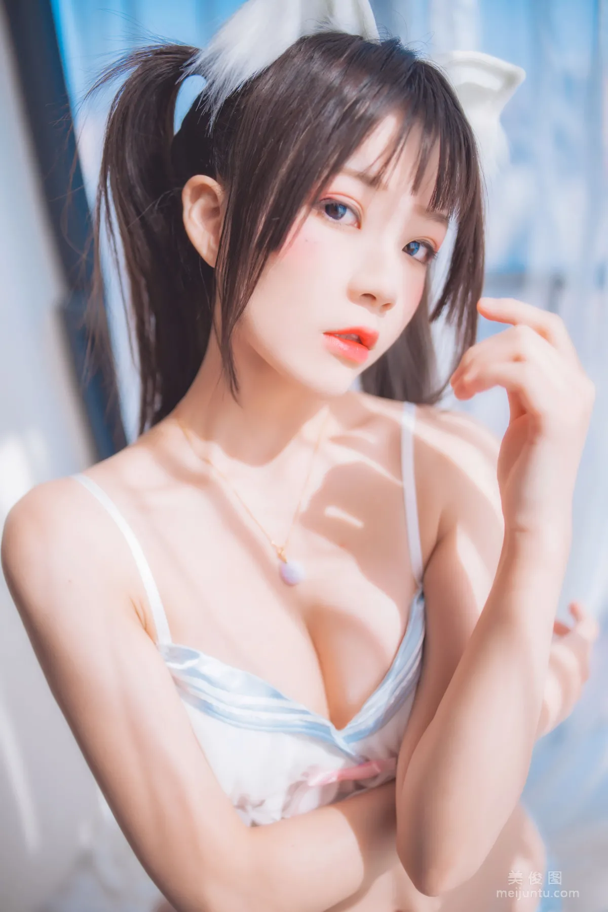 Ying Taomiao: Web Idols photo 11