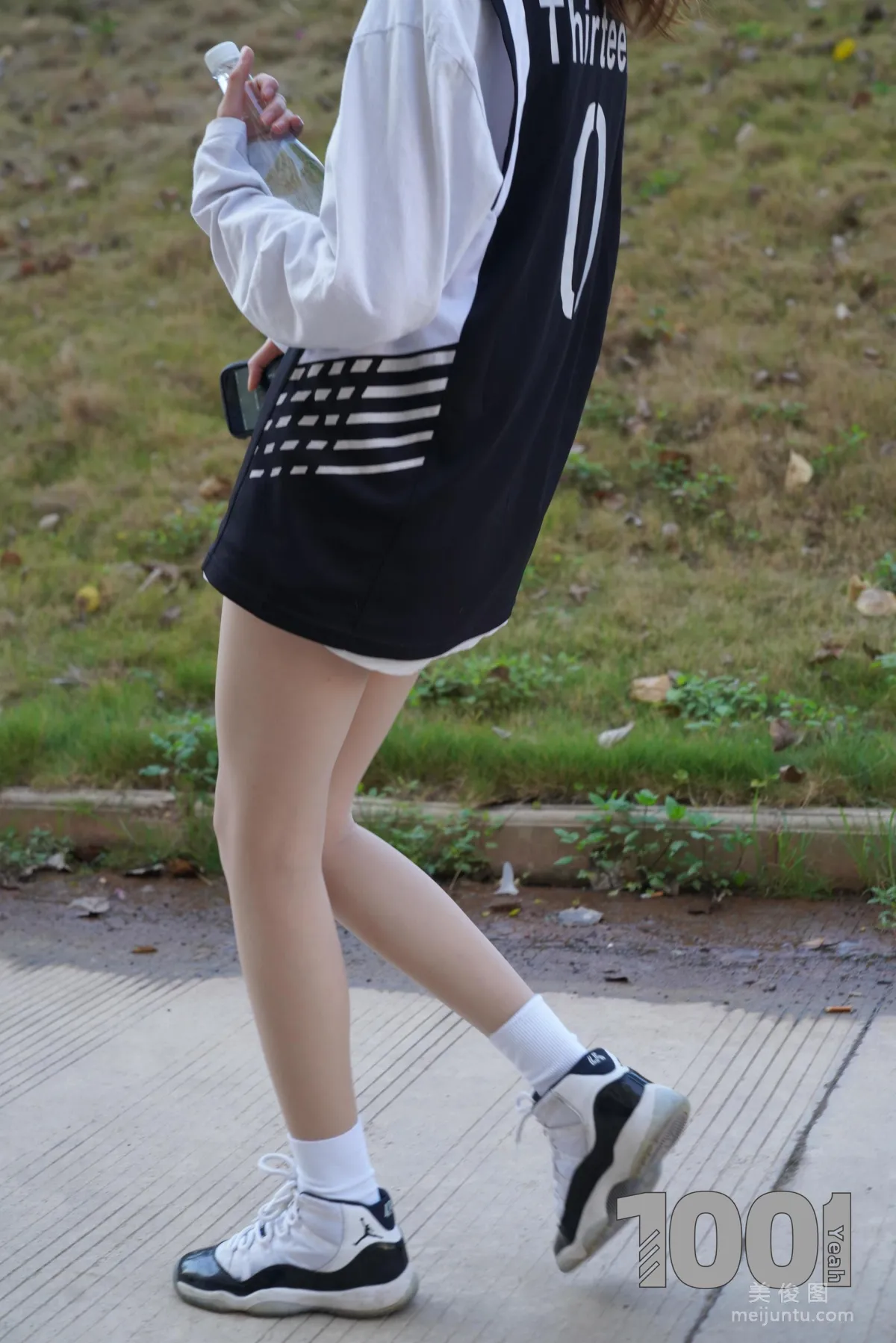 [One Thousand and One Nights] Model: Cao Mei Accompanying Girlfriend to Play Basketball 1 Photo Set photo 34