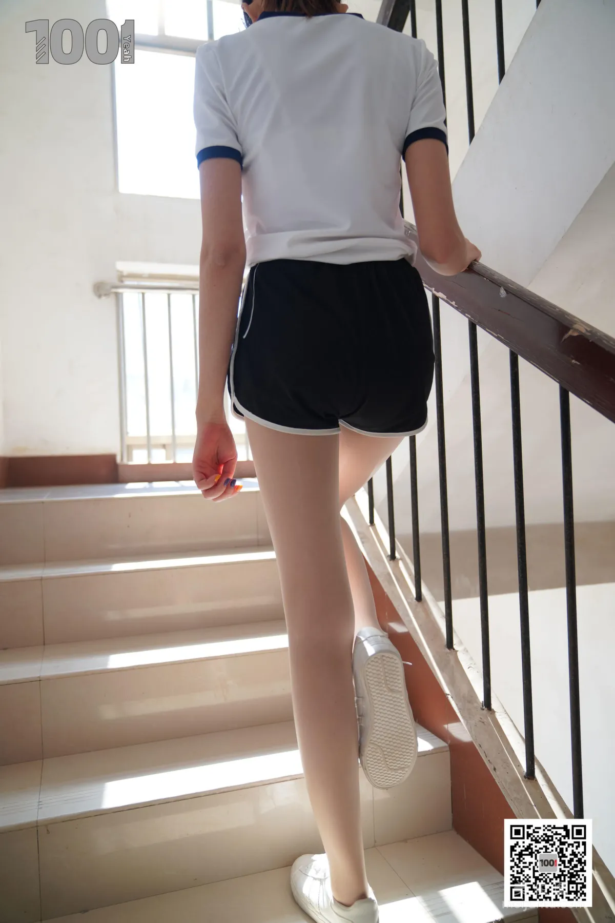 [One Thousand and One Nights] Model: Xi Gua, Embracing the Sunlight 1, Flesh-Colored Stockings and Beautiful Legs Photo Set photo 65