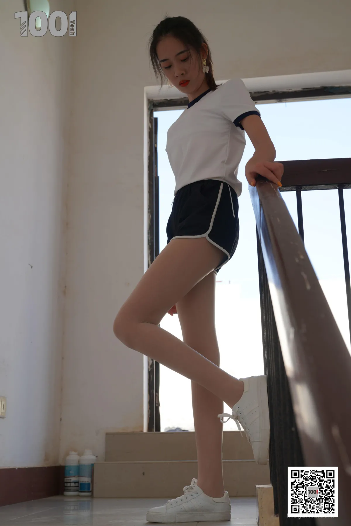[One Thousand and One Nights] Model Xi Gua, Embracing the Sunlight 4, Nude Stockings Beautiful Legs Photo Set photo 5