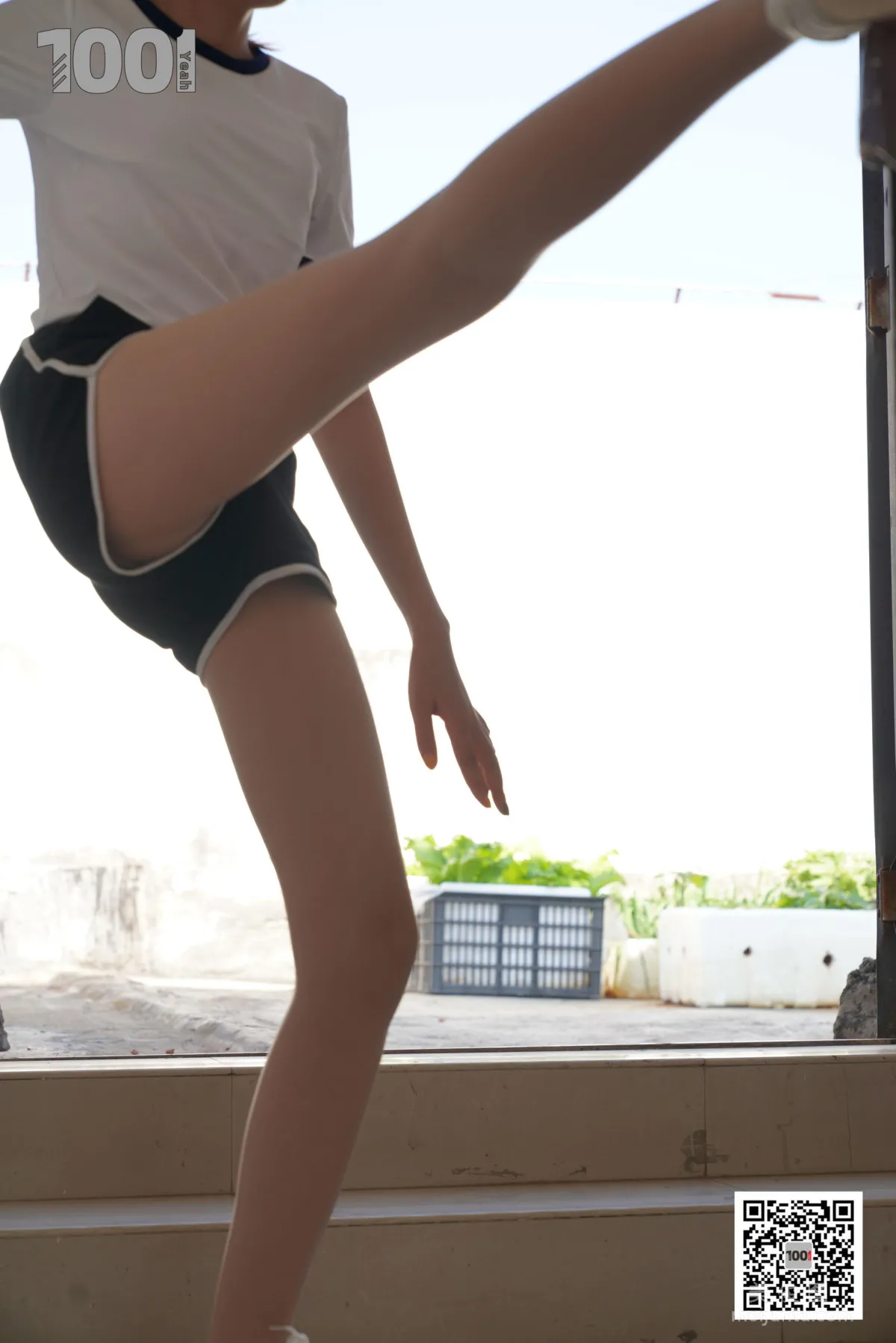 [One Thousand and One Nights] Model Xi Gua, Embracing the Sunlight 4, Nude Stockings Beautiful Legs Photo Set photo 30