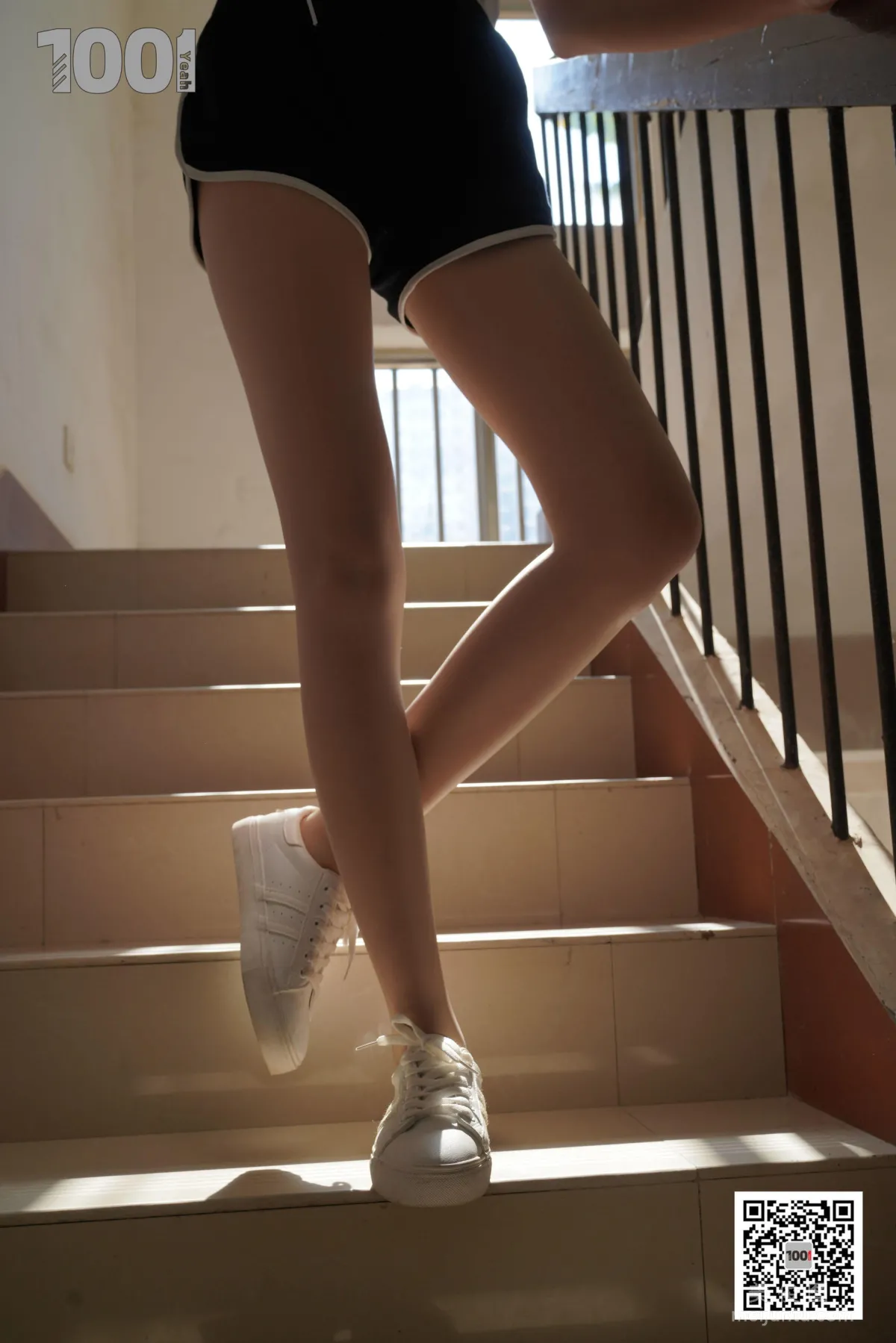 [One Thousand and One Nights] Model: Xi Gua, Embracing the Sunlight 1, Flesh-Colored Stockings and Beautiful Legs Photo Set photo 49