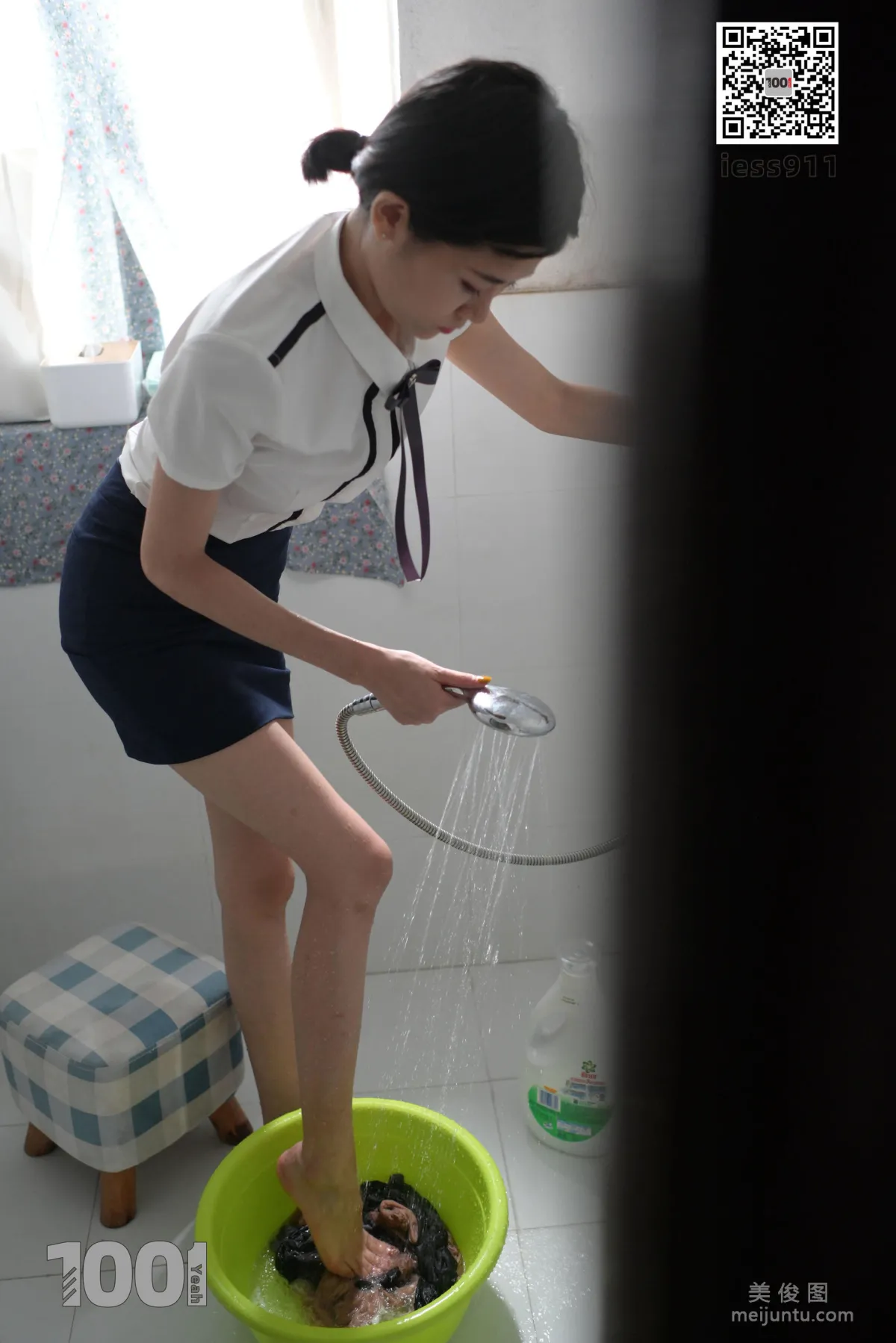 [One Thousand and One Nights] Country Cousin 1 Beautiful Feet and Silk Stockings Photo Set photo 94