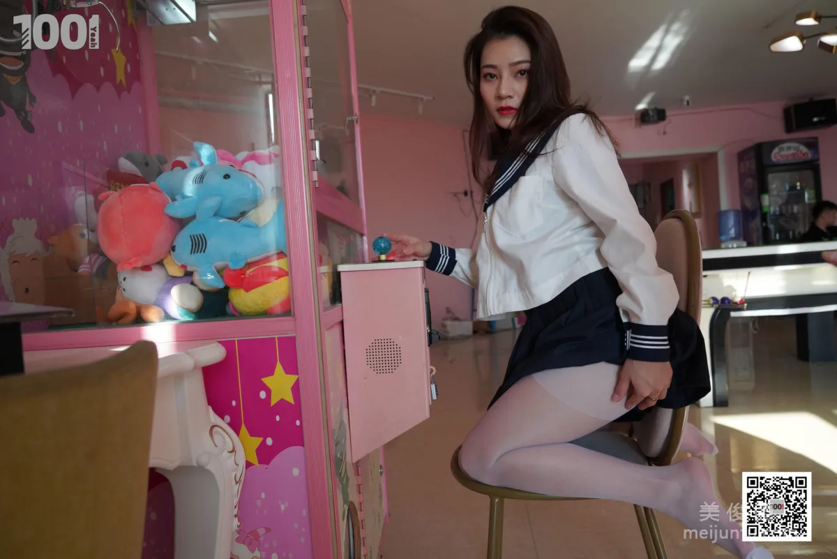 [One Thousand and One Nights] Model Zhen Zhen, The Truant JK Girl 2, White Stockings Uniform Photo Set photo 73