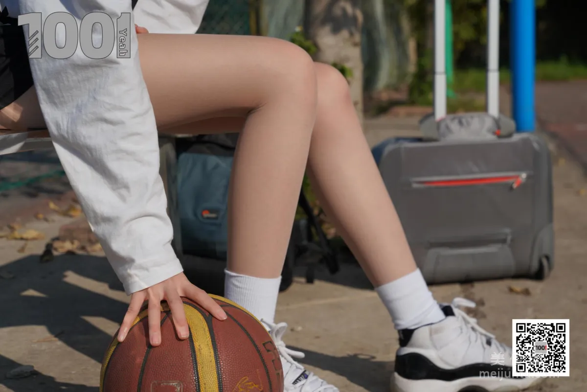 [One Thousand and One Nights] Model: Cao Mei Accompanying Girlfriend to Play Basketball 1 Photo Set photo 84