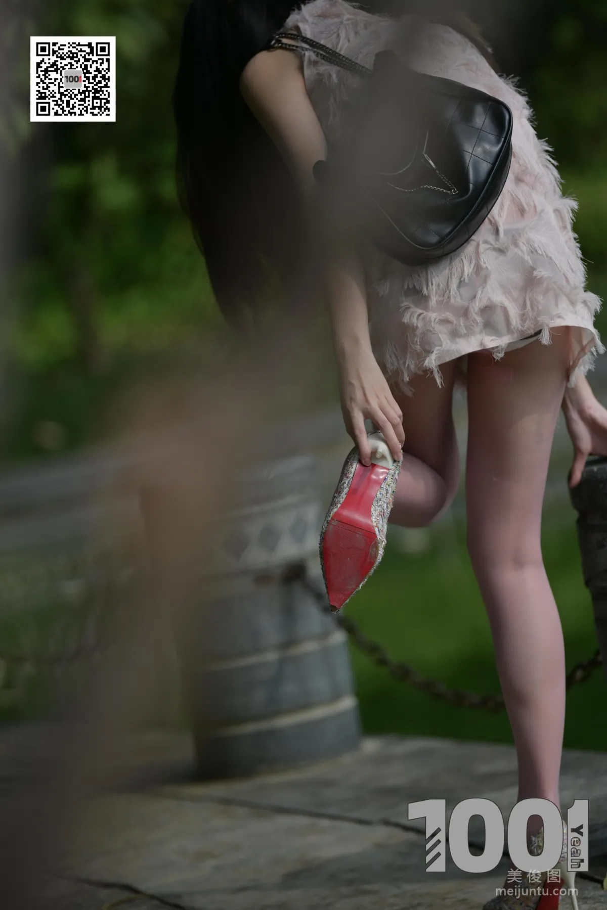 [One Thousand and One Nights] Model Tui Tui 'Encounter 1' Sheer Stockings and High Heels Photo Set photo 66