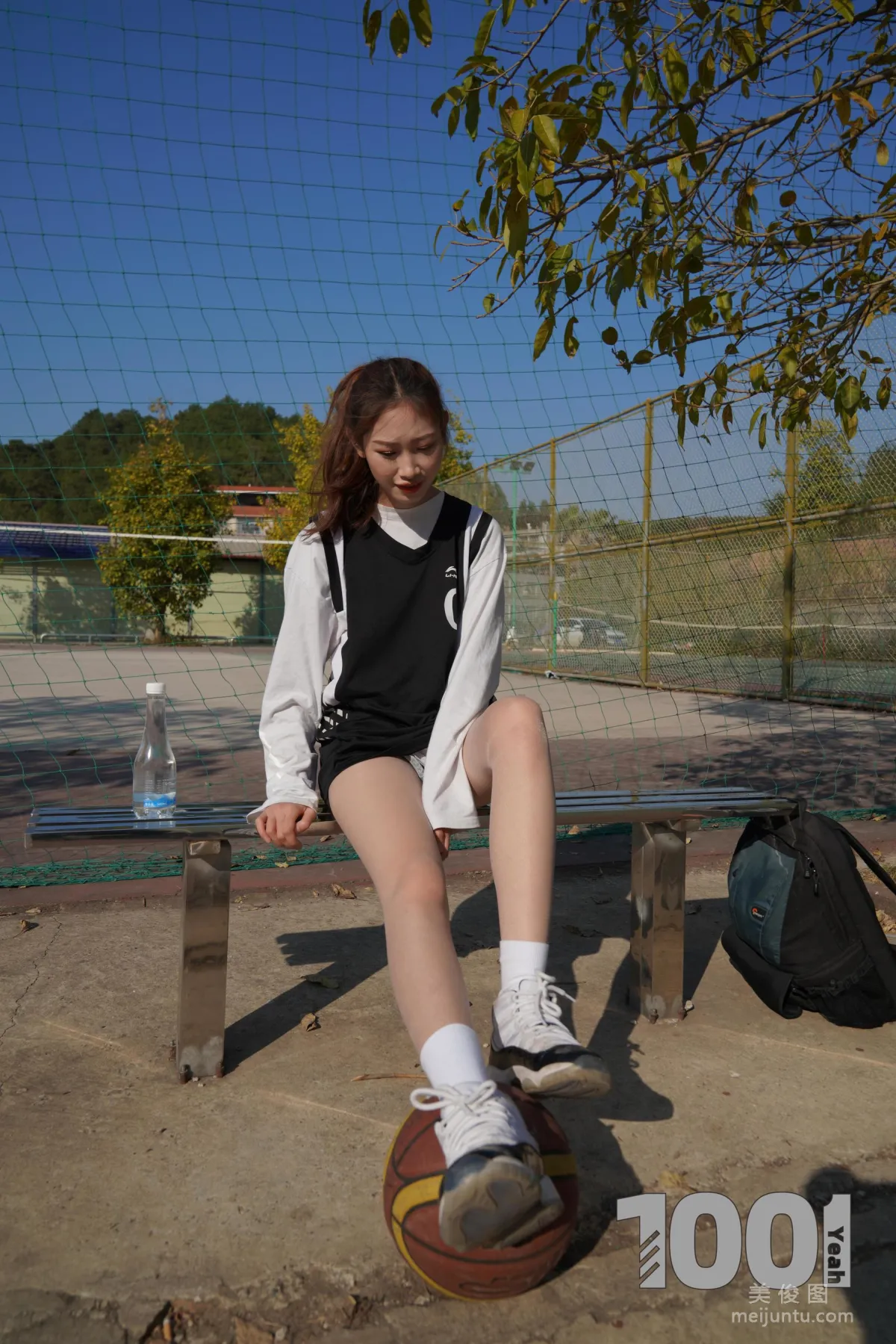 [One Thousand and One Nights] Model: Cao Mei Accompanying Girlfriend to Play Basketball 1 Photo Set photo 62