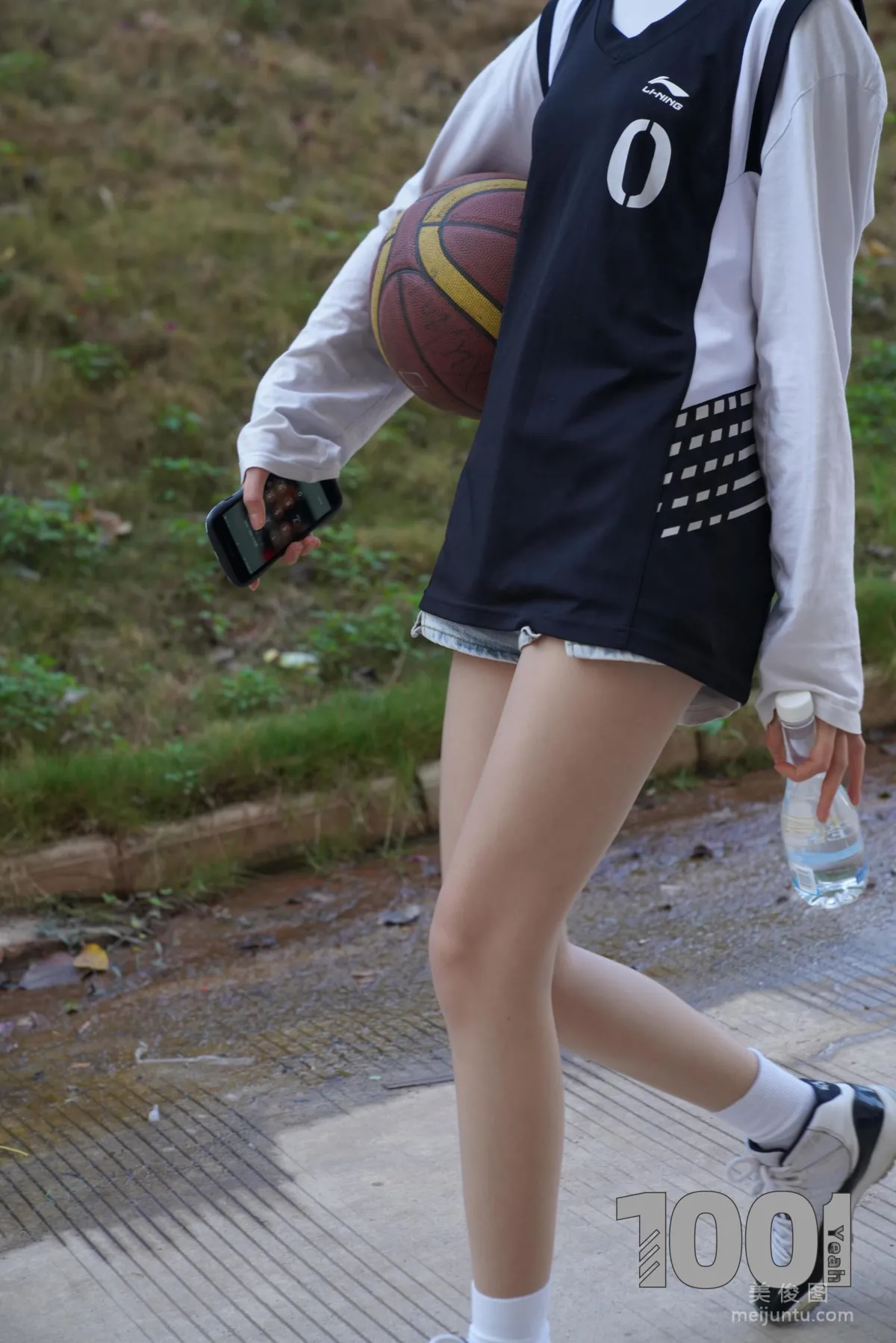 [One Thousand and One Nights] Model: Cao Mei Accompanying Girlfriend to Play Basketball 1 Photo Set photo 56