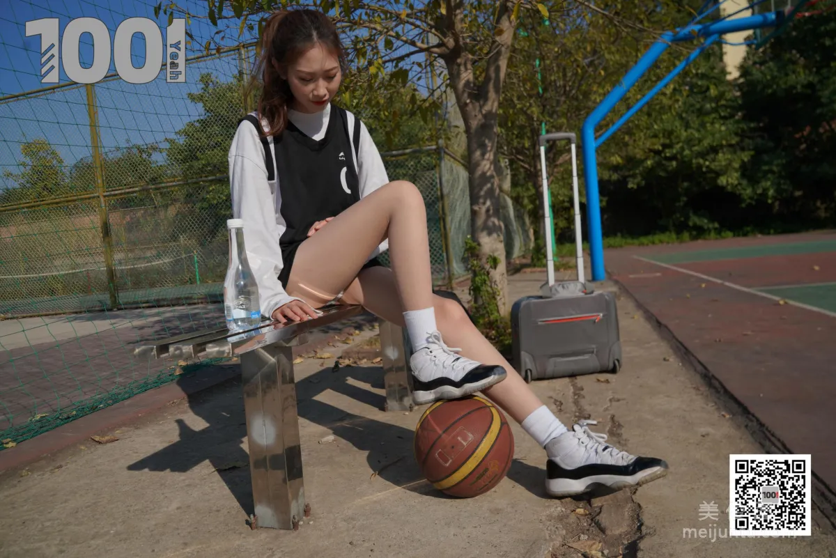 [One Thousand and One Nights] Model: Cao Mei Accompanying Girlfriend to Play Basketball 1 Photo Set photo 85