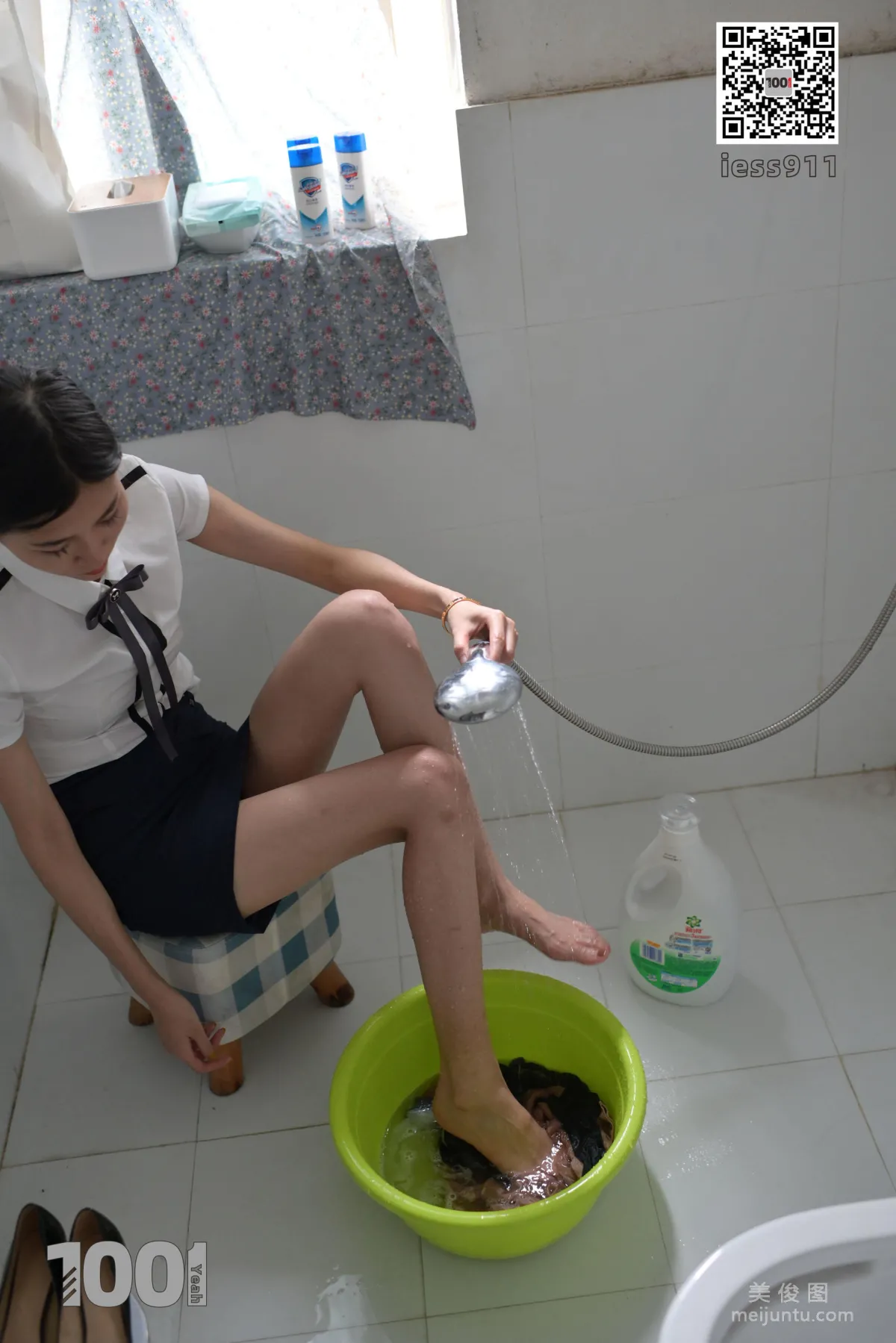 [One Thousand and One Nights] Country Cousin 1 Beautiful Feet and Silk Stockings Photo Set photo 96