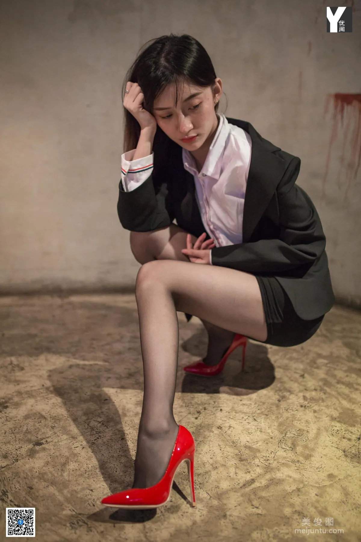 IESS Qiuqiu: IESS photo 13