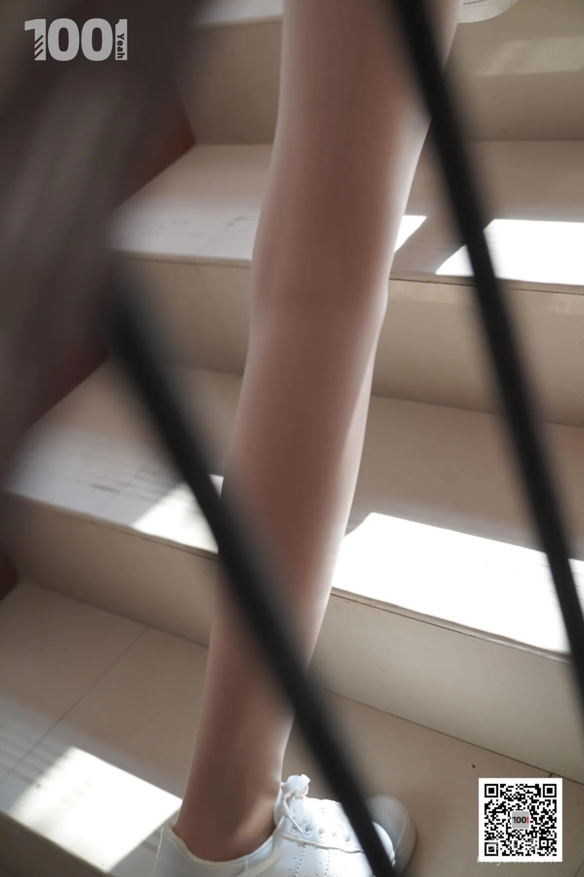 [One Thousand and One Nights] Model: Xi Gua, Embracing the Sunlight 1, Flesh-Colored Stockings and Beautiful Legs Photo Set photo 54