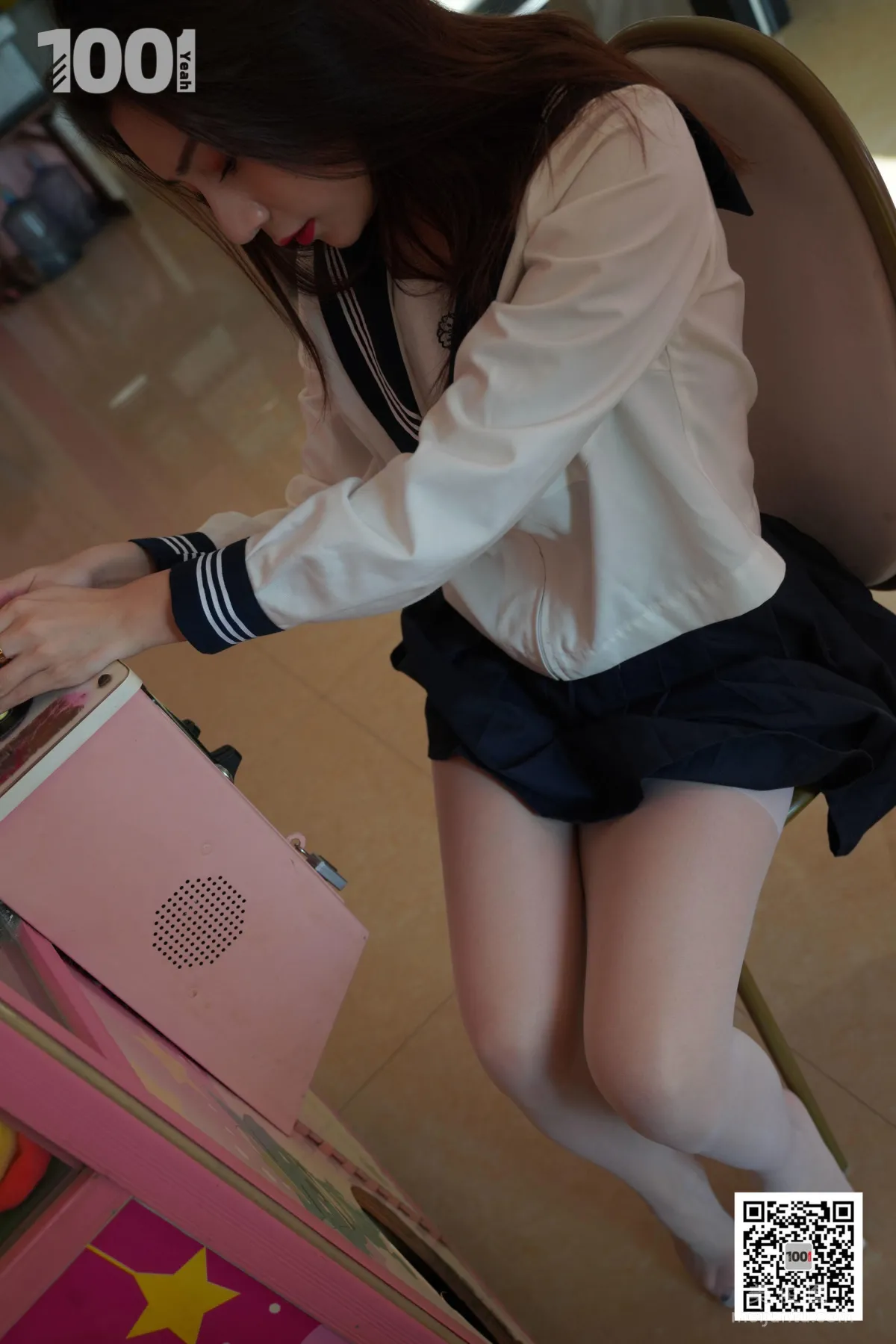 [One Thousand and One Nights] Model Zhen Zhen, The Truant JK Girl 2, White Stockings Uniform Photo Set photo 58
