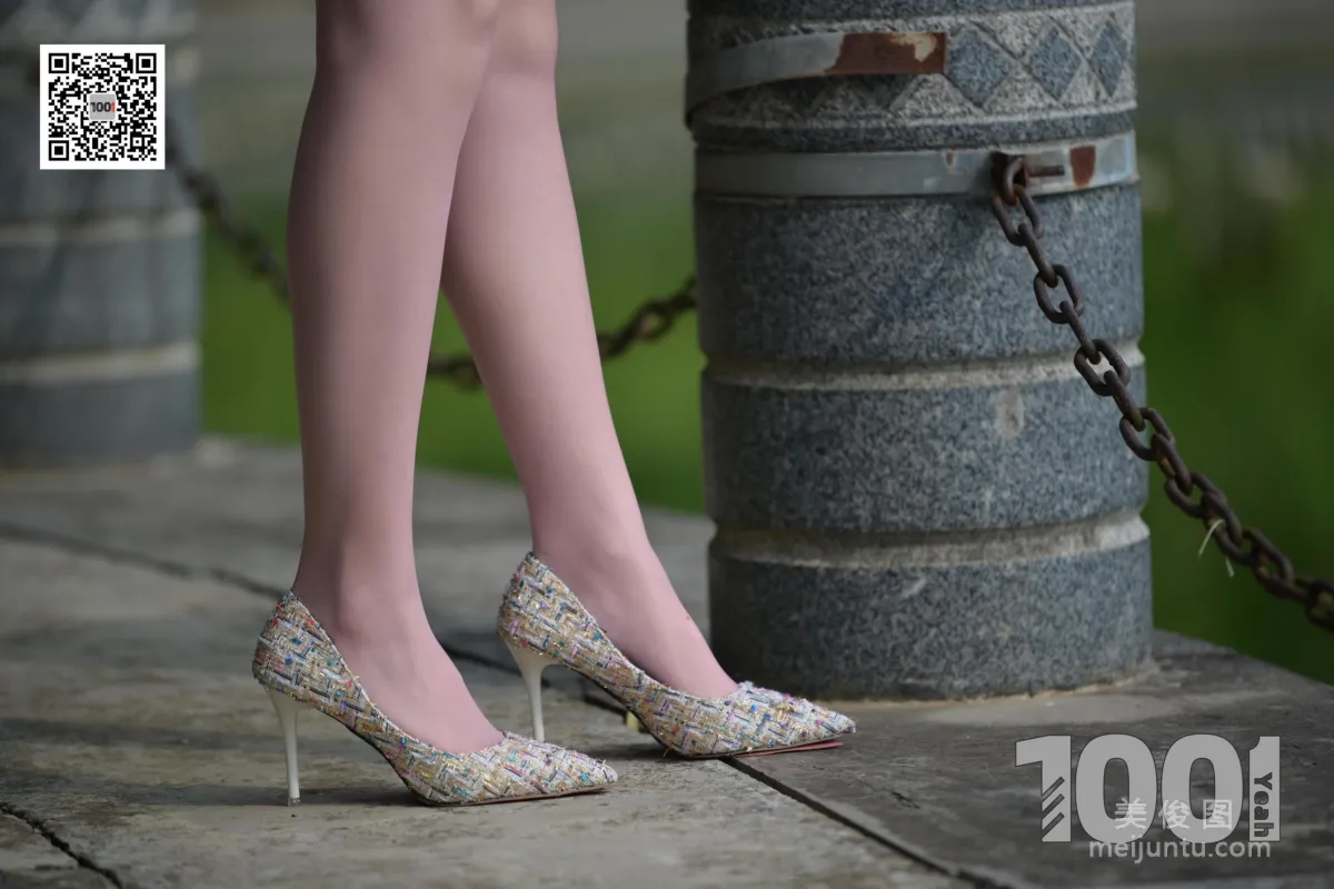 [One Thousand and One Nights] Model Tui Tui 'Encounter 1' Sheer Stockings and High Heels Photo Set photo 81