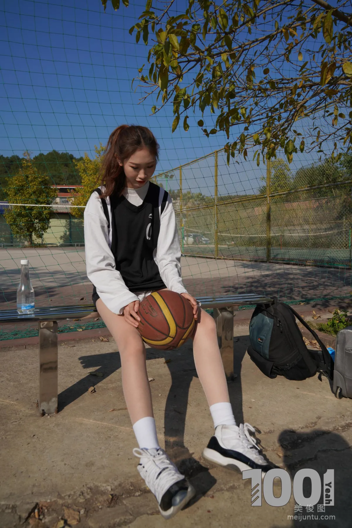 [One Thousand and One Nights] Model: Cao Mei Accompanying Girlfriend to Play Basketball 1 Photo Set photo 71