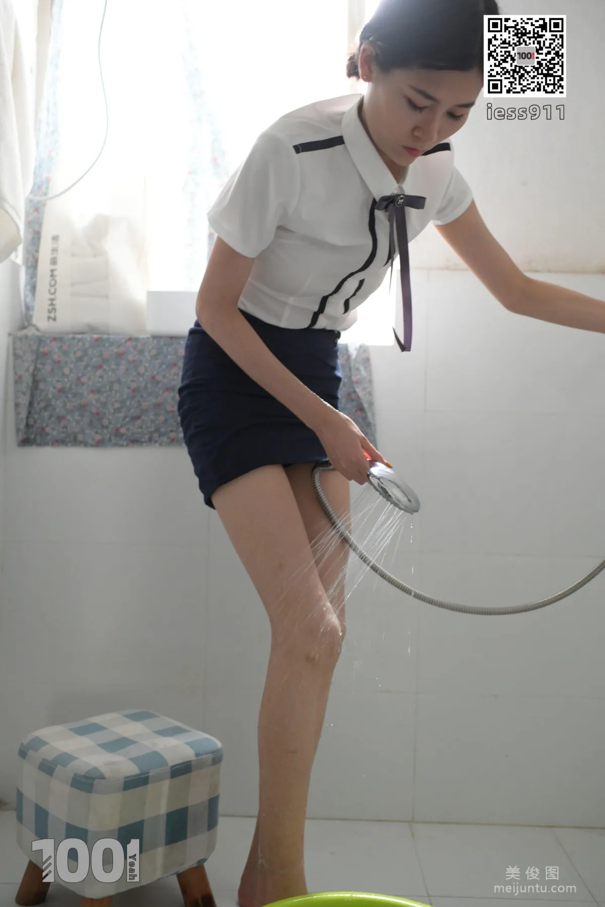 [One Thousand and One Nights] Country Cousin 1 Beautiful Feet and Silk Stockings Photo Set photo 70