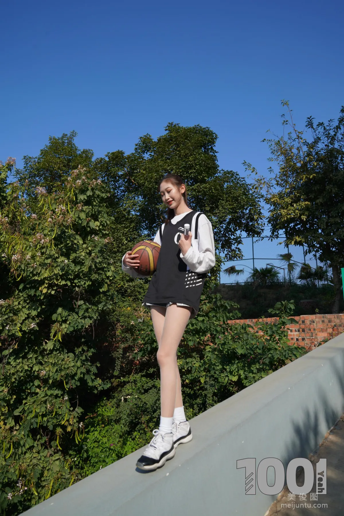 [One Thousand and One Nights] Model: Cao Mei Accompanying Girlfriend to Play Basketball 1 Photo Set photo 26