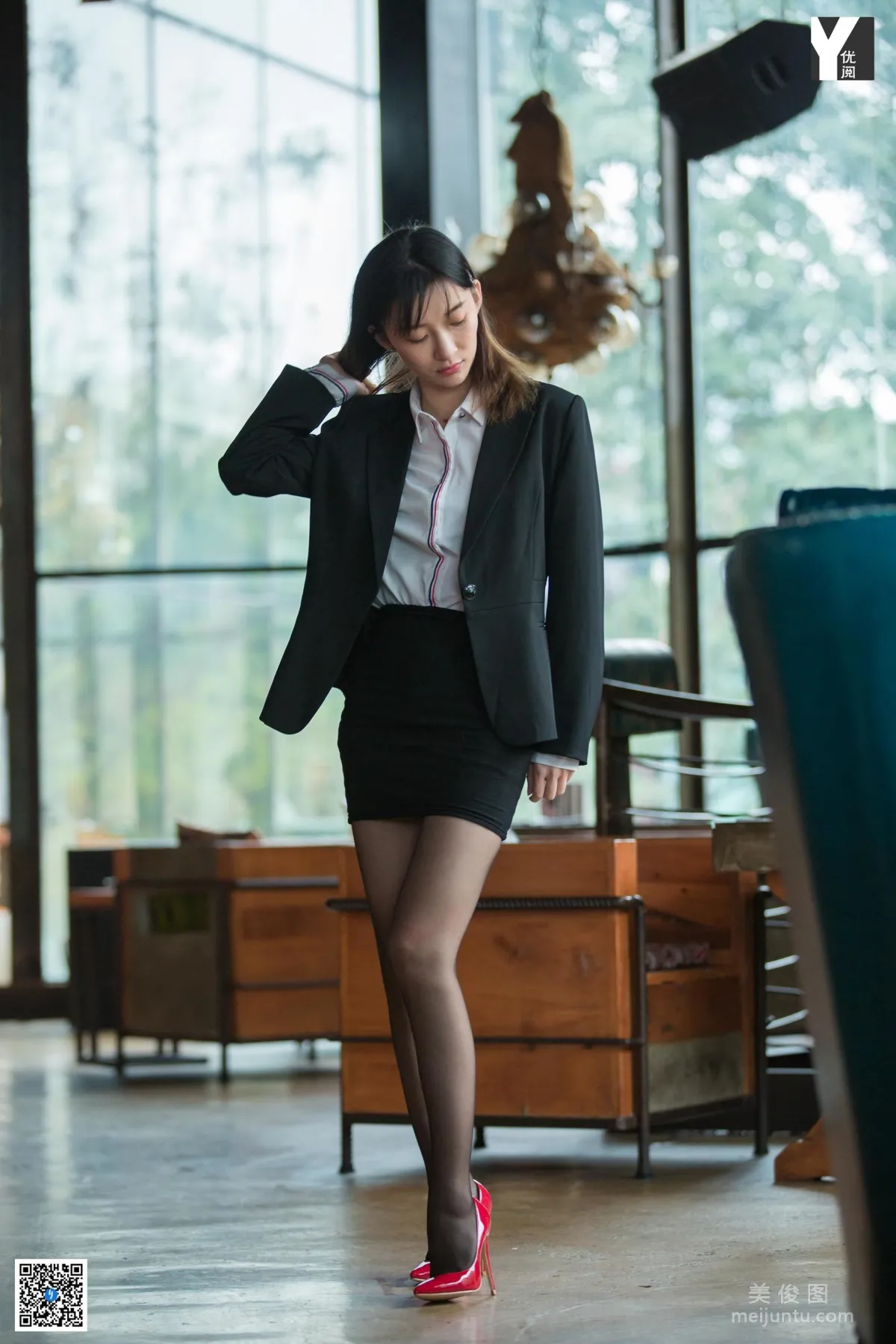IESS Qiuqiu: IESS photo 31