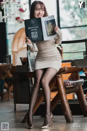 [IESS異思趣向] 模特：婉萍《又純又欲的黑色》 絲襪美腳寫真集