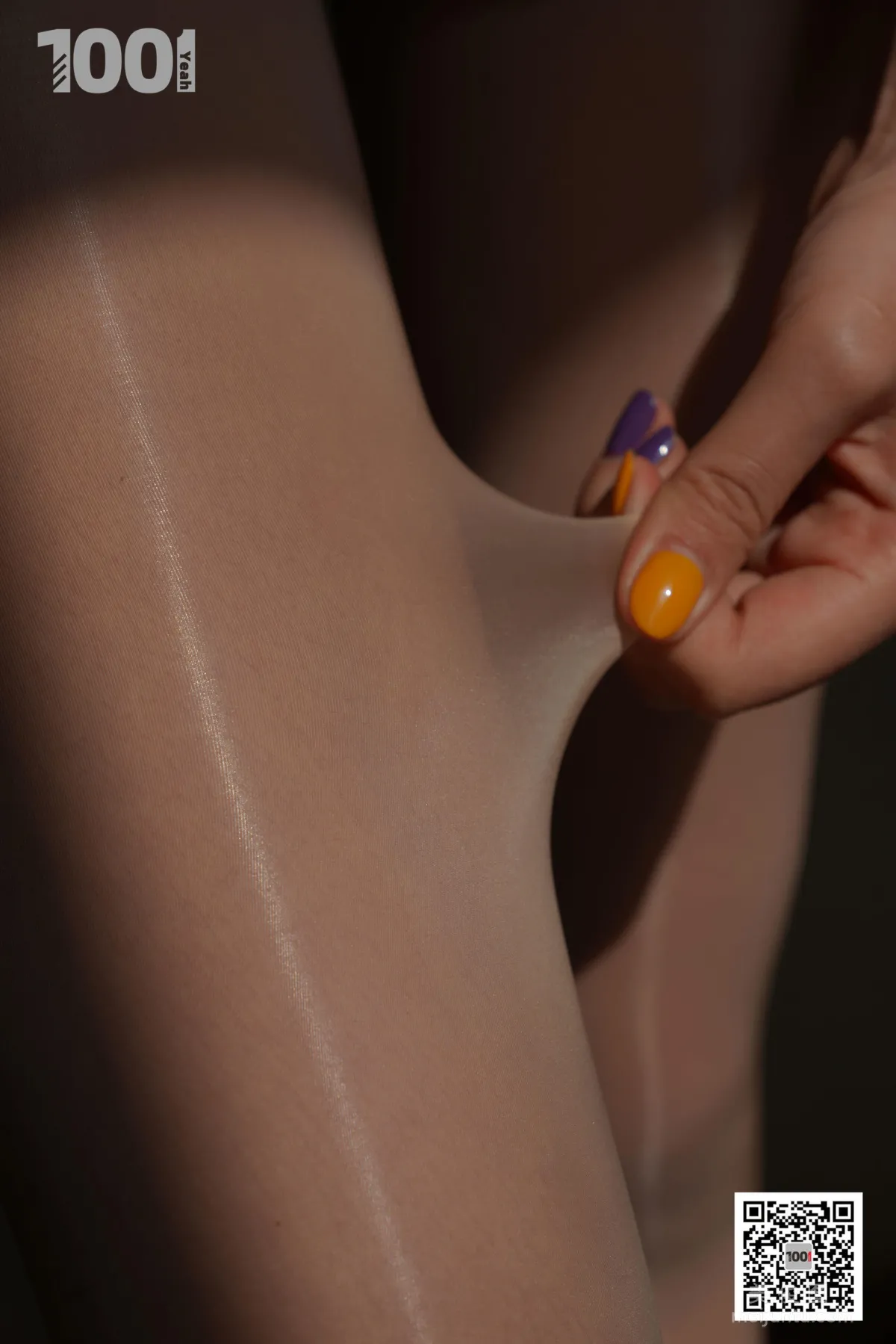 [One Thousand and One Nights] Model: Xi Gua, Embracing the Sunlight 1, Flesh-Colored Stockings and Beautiful Legs Photo Set photo 82