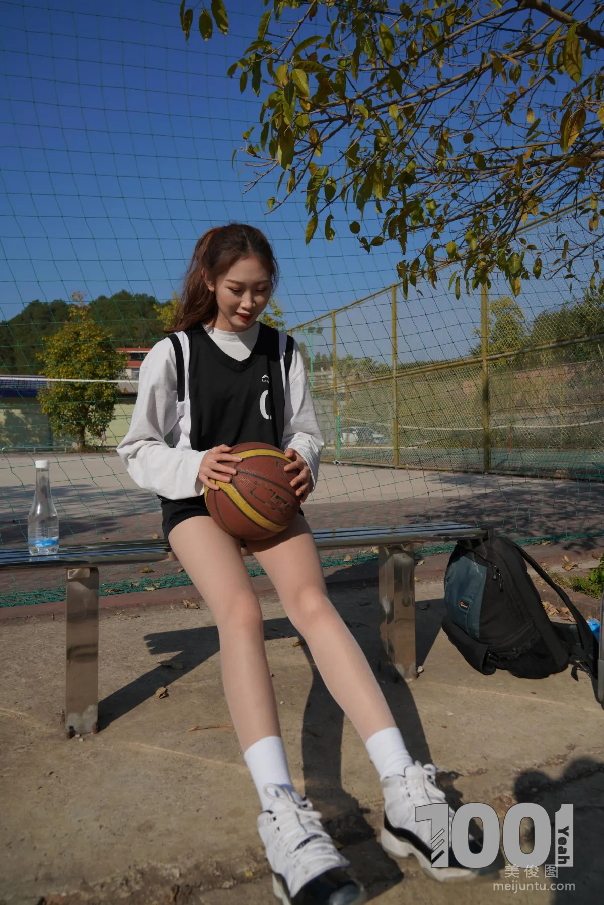 [One Thousand and One Nights] Model: Cao Mei Accompanying Girlfriend to Play Basketball 1 Photo Set photo 80