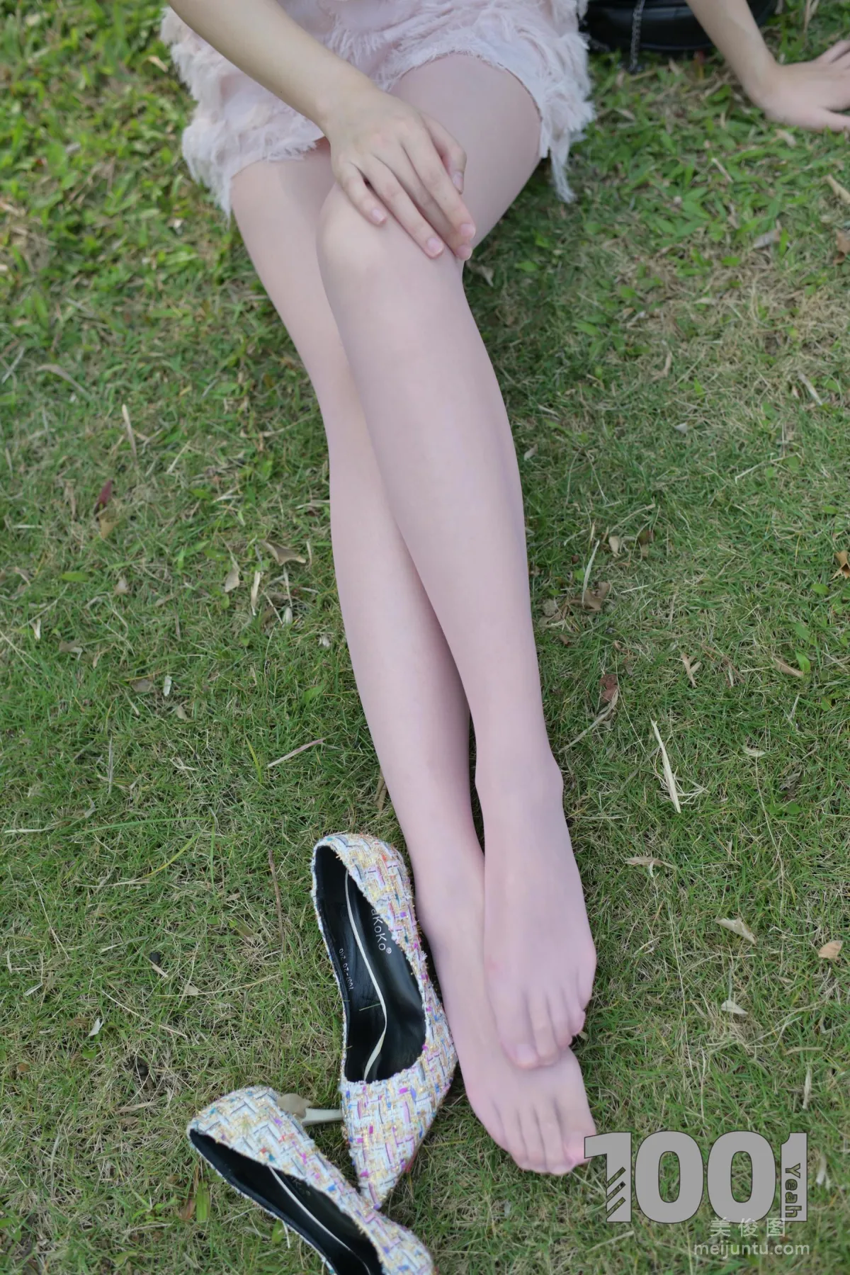 [One Thousand and One Nights] Model: Tui Tui, Encounter 3 Nude Stockings and High Heels Photo Set photo 31