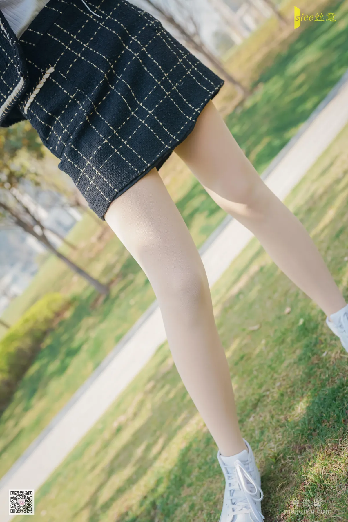 [絲意SIEE] No.443 榮榮 《四月，故事仍在》 寫真集 77