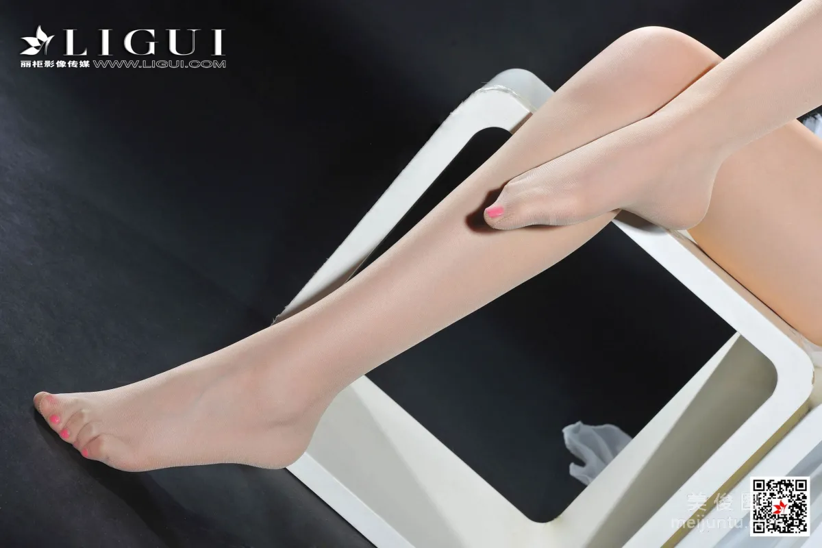 [丽柜Ligui] Model 菲菲 《女王》 写真集54
