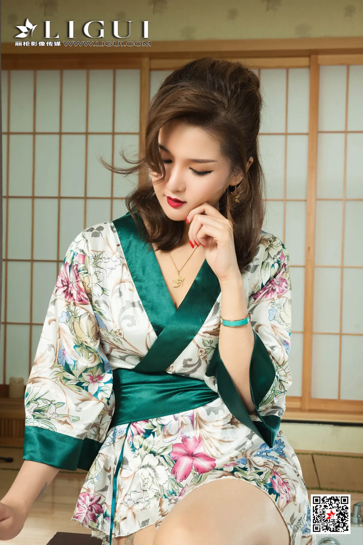 [丽柜Ligui] Model 文芮 《和服丝足》 写真集13