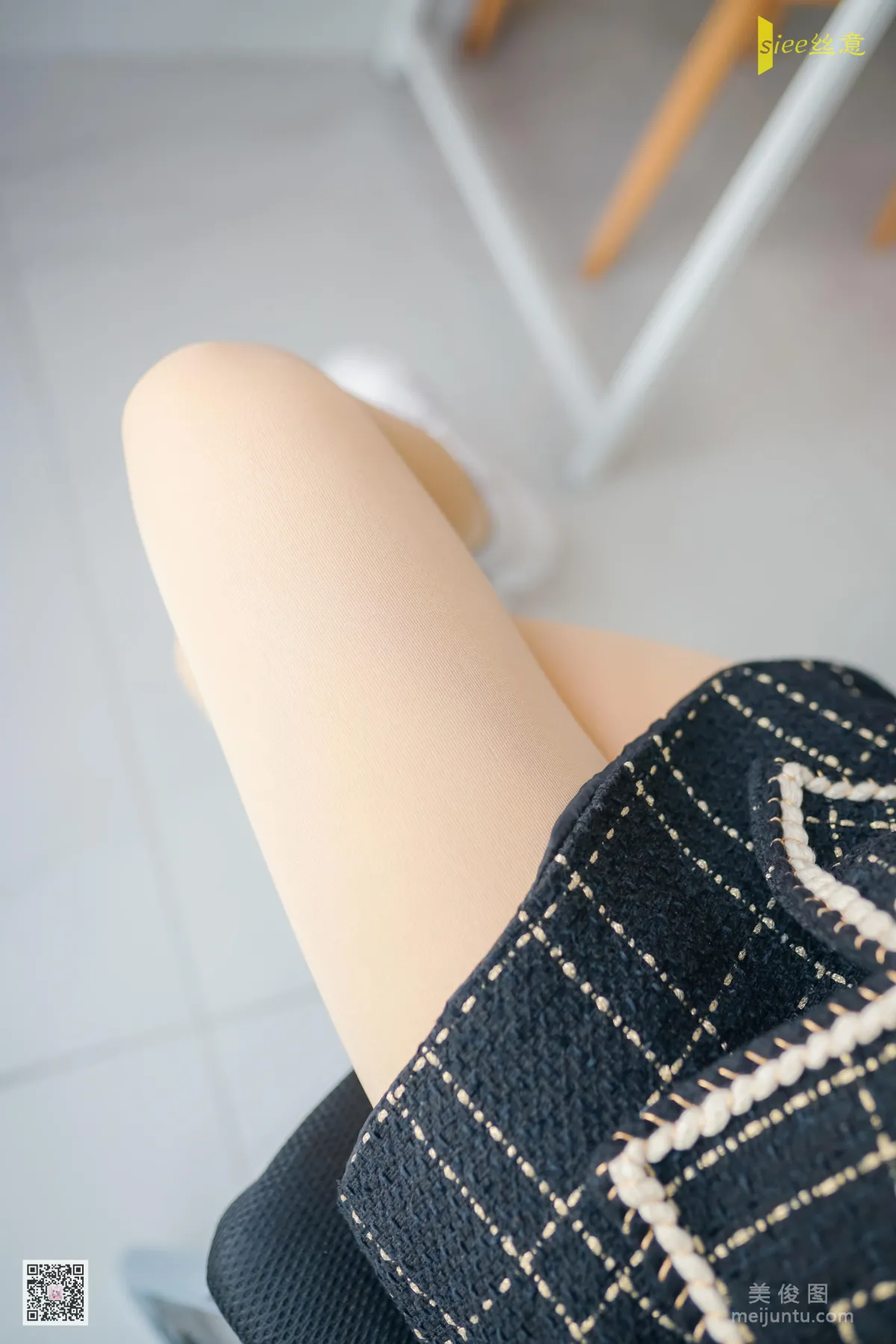 Rong Rong: SIEE No. 451 photo 39