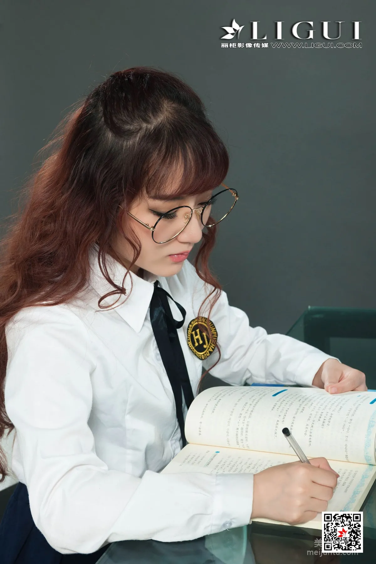 [Ligui] Zumo Xuegao and Xi Xi, Glasses Sisters, Silk Feet, Photo Set photo 28