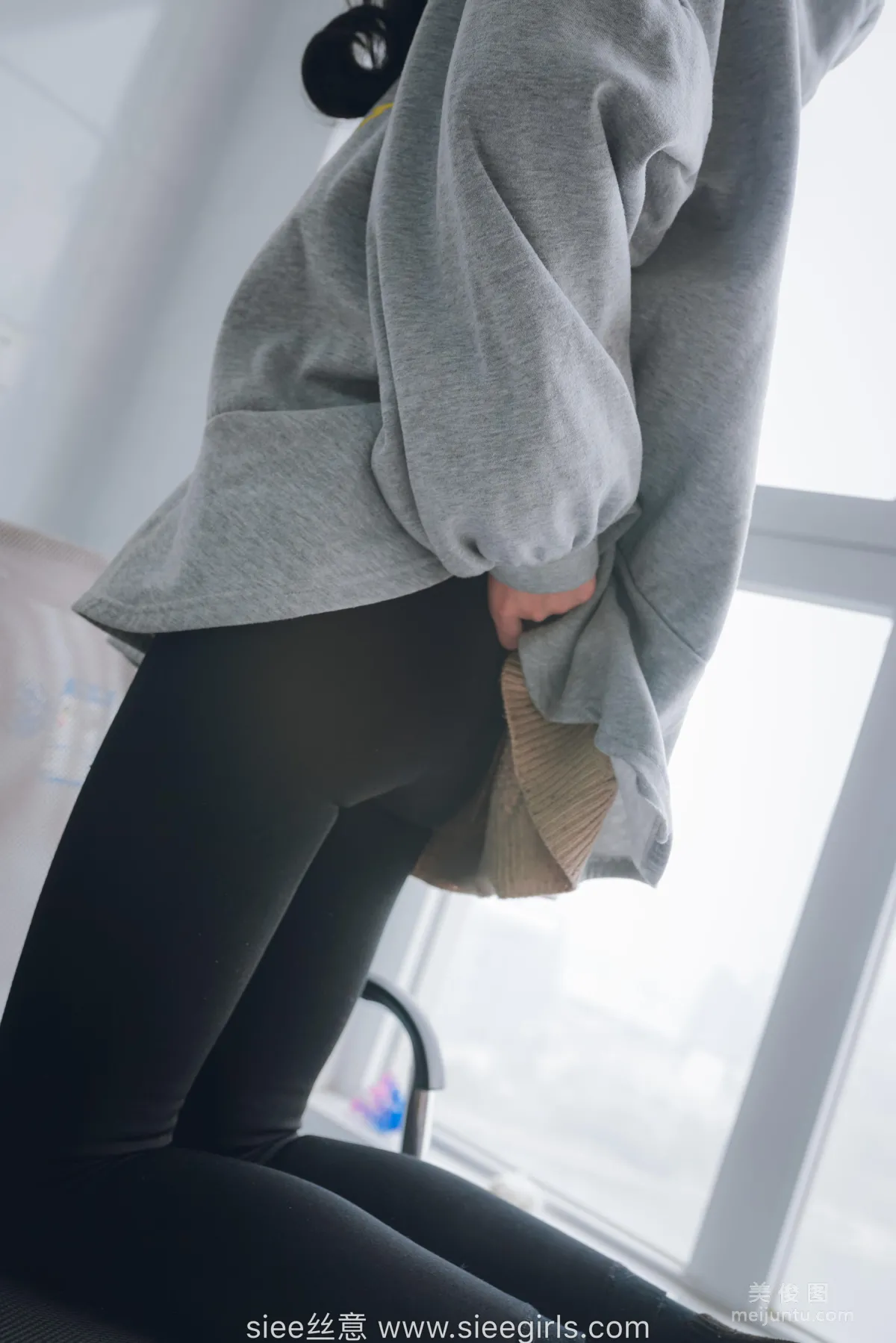 Han Han: SIEE No. 438 photo 43