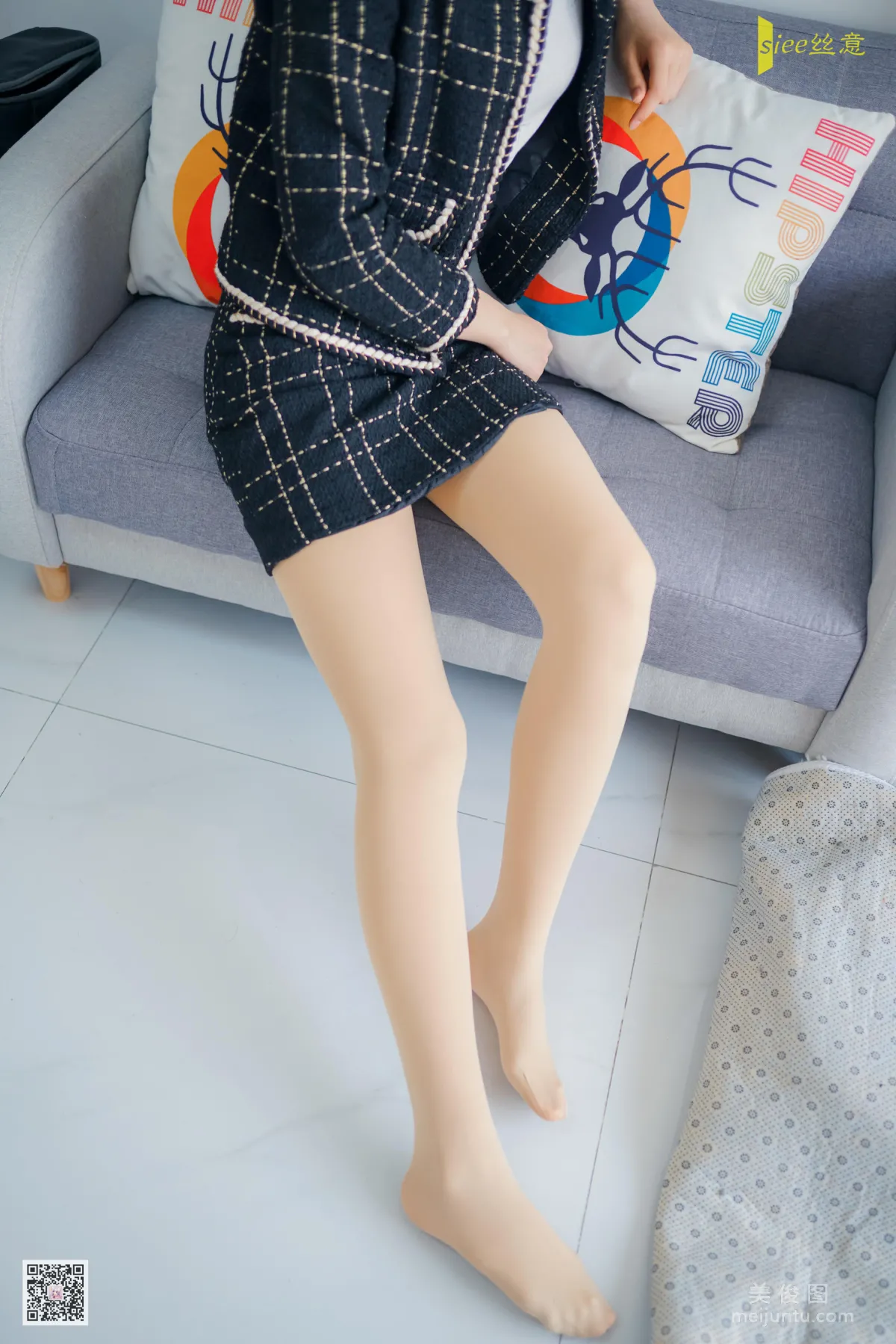 Rong Rong: SIEE No. 451 photo 63