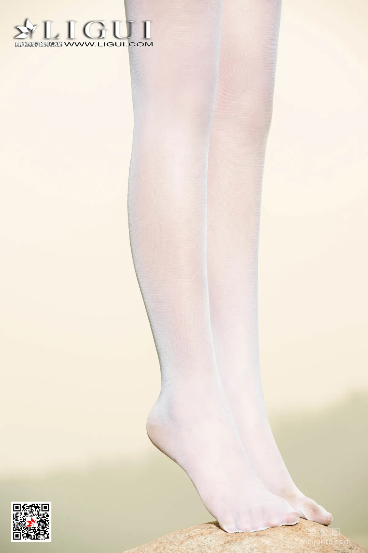 [丽柜Ligui] Model 葳翎 《长腿女孩》 美腿写真集61