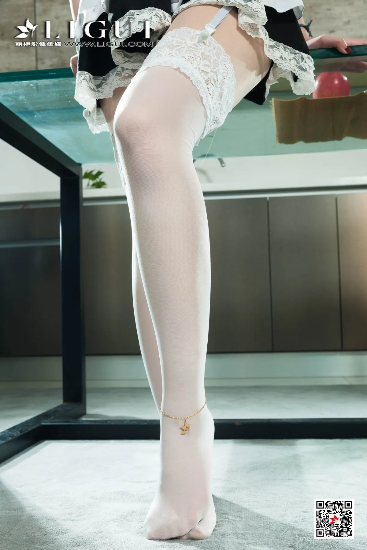 [丽柜Ligui] Model 婷婷 《白丝美女厨娘》 写真集2