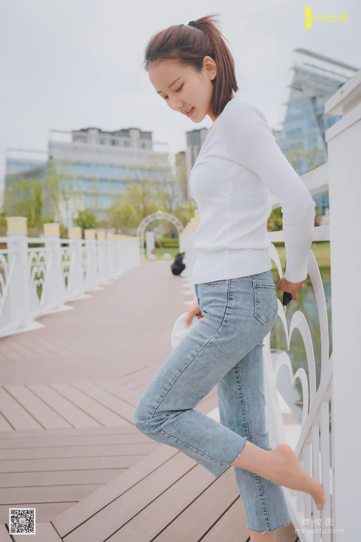 [絲意SIEE] No.446 維維 《春光望秋》 寫真集 26